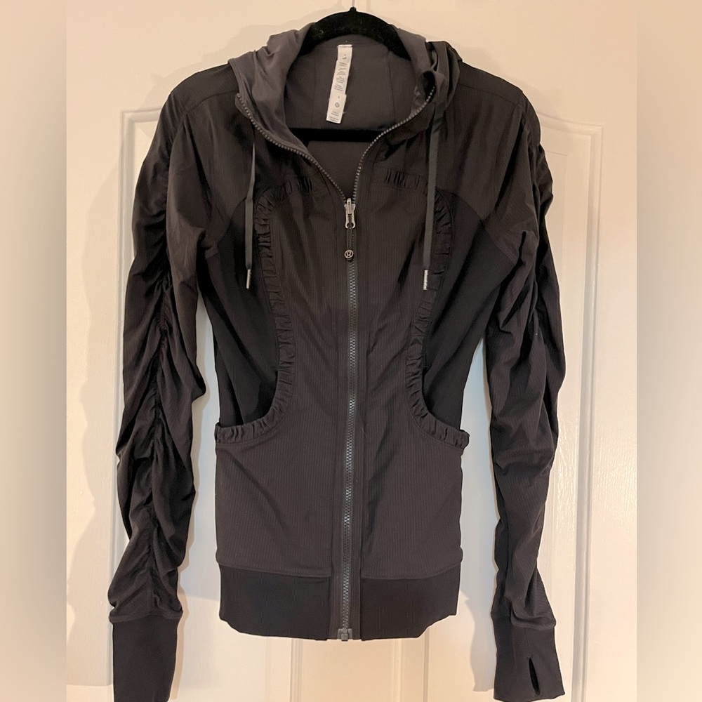 Lululemon Dance Studio Reversible Jacket, black, size 8